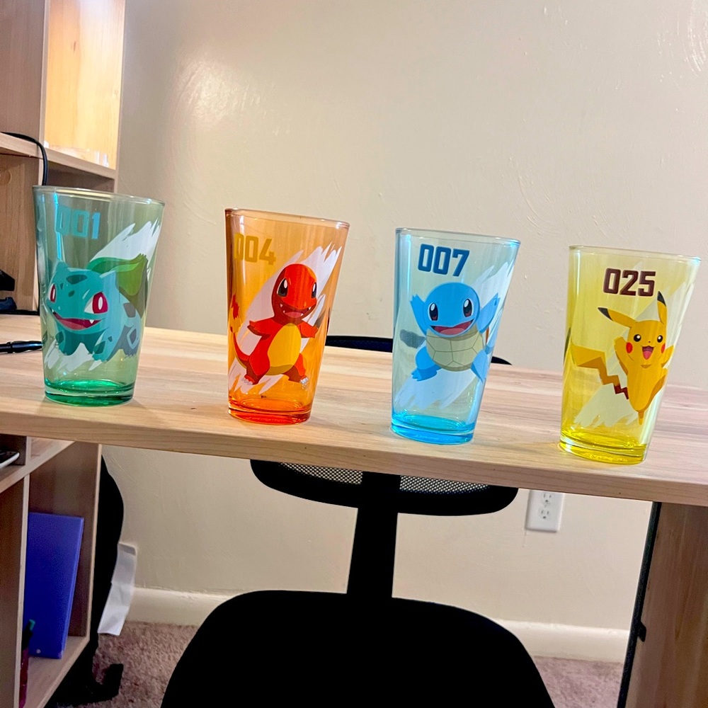 Pokémon set of 4 glass cups